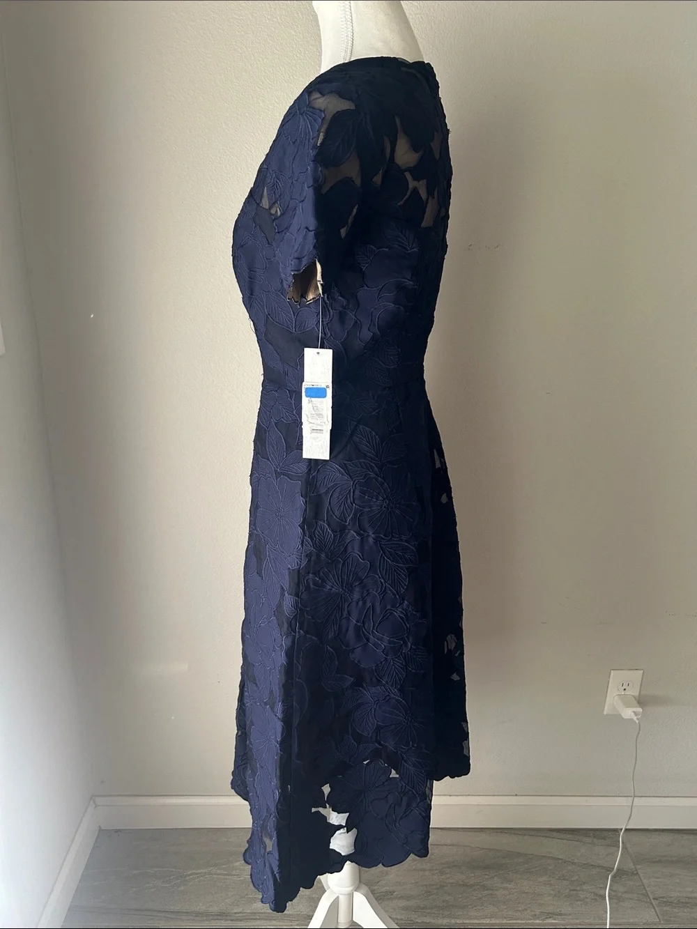 Kay Unger Luna Floral Embroidered Organza Midi Blue A Line Dress NWT SZ 4 Modest - Picture 8 of 11